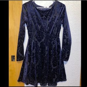 Blue Velvet Long Sleeve Short Dress